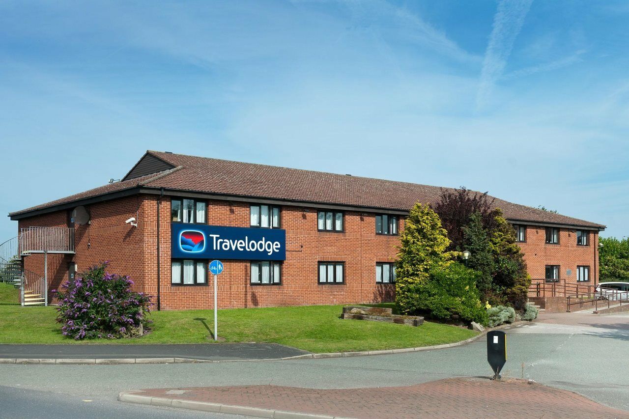 Travelodge ווידנס מראה חיצוני תמונה